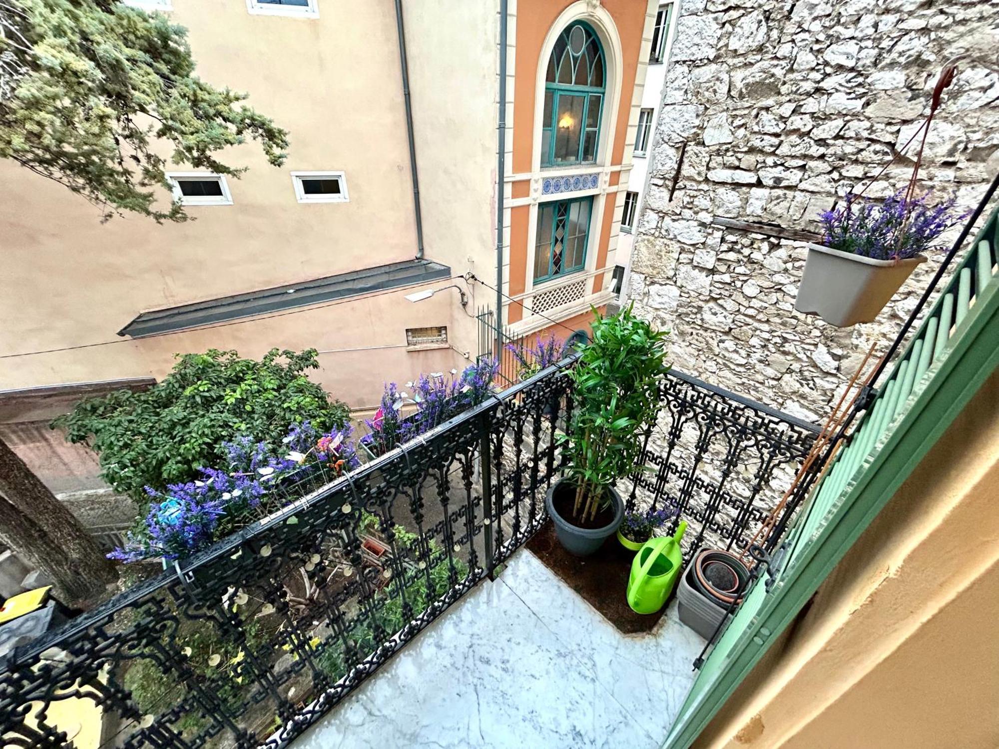 Lovely & Sunny Loft Heart Of Nice With A/C! 외부 사진